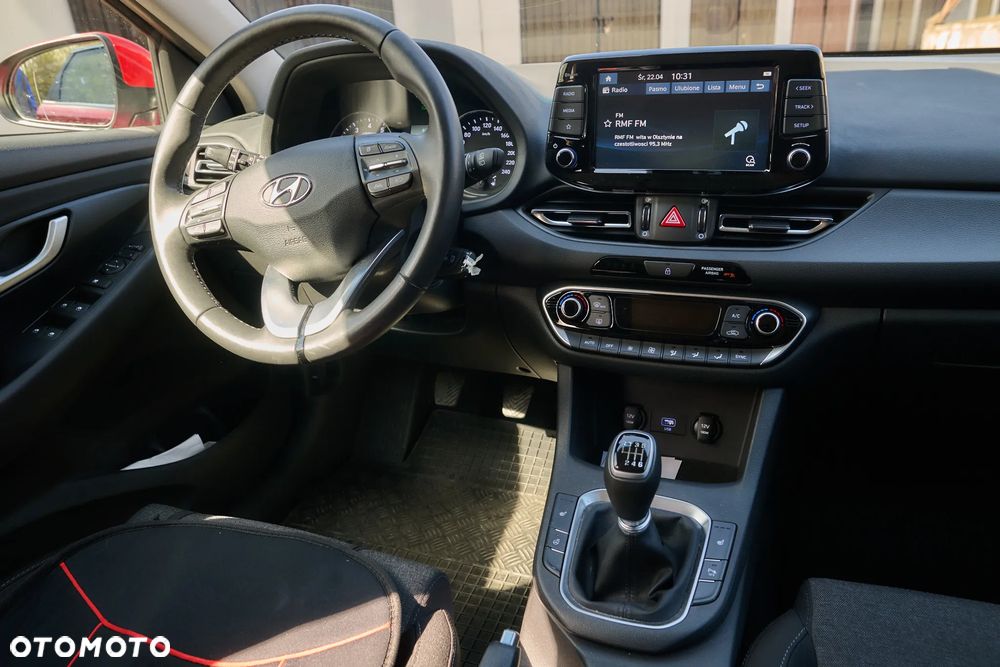 Hyundai i30 1.5 DPI Comfort - 14