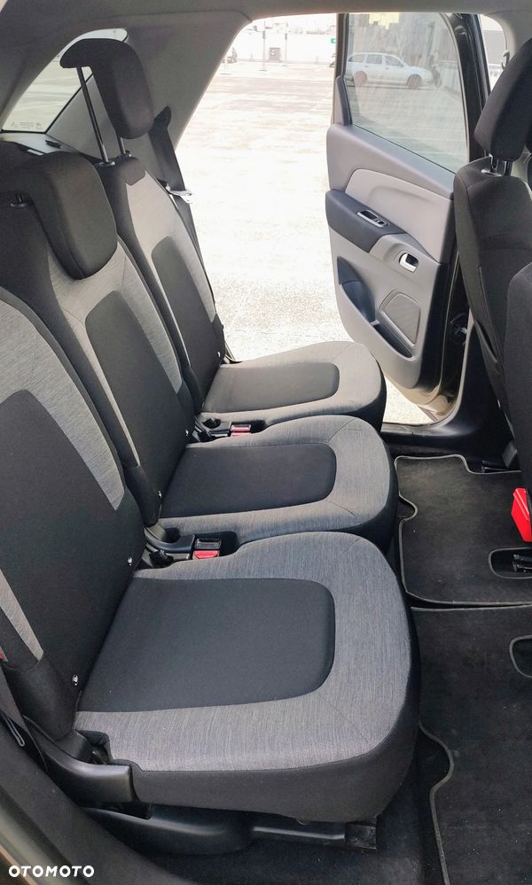 Citroën C4 Picasso 1.6 e-HDi Attraction - 19
