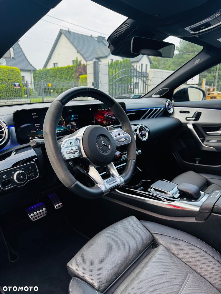Mercedes-Benz CLA - 15