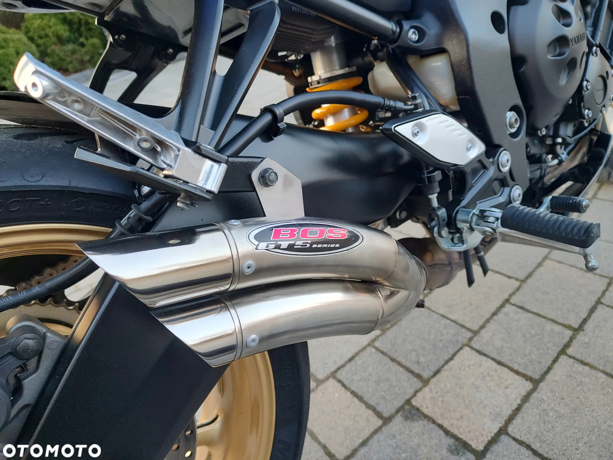 Yamaha FZ8 - 24