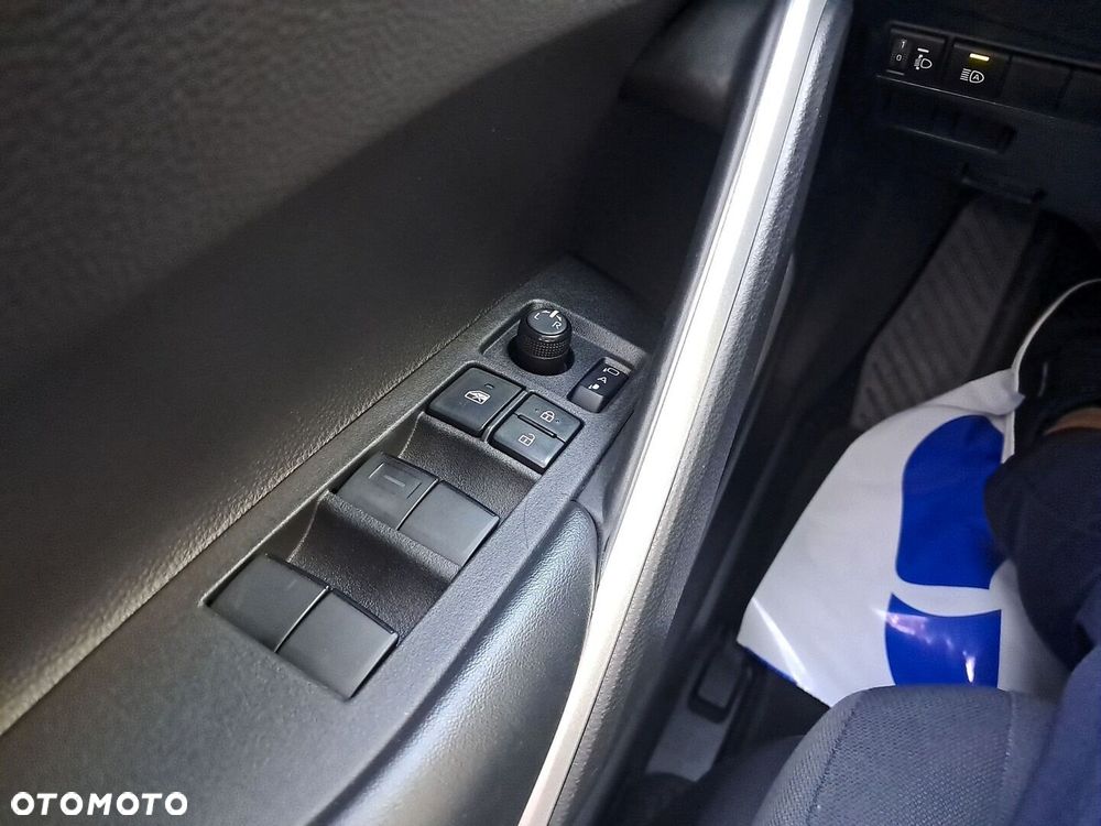 Toyota Corolla Cross 2.0 Hybrid Comfort - 16