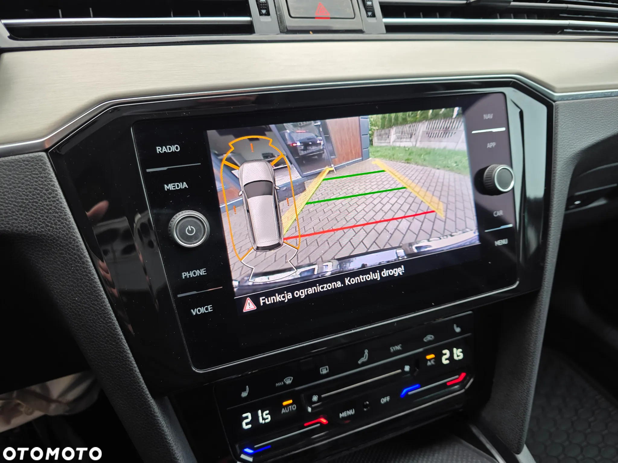 Volkswagen Passat 2.0 TDI EVO Elegance DSG - 21