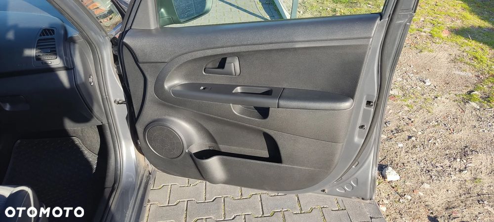 Kia Venga 1.6 CVVT Fifa World Cup Edition - 22