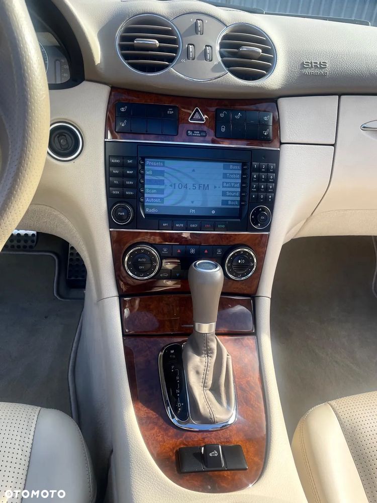 Mercedes-Benz CLK Cabrio 63 AMG 7G-TRONIC - 32