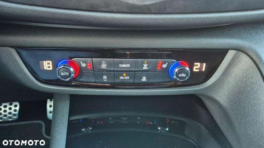 Opel Insignia Grand Sport 1.5 Direct InjectionTurbo Ultimate Exclusive - 26