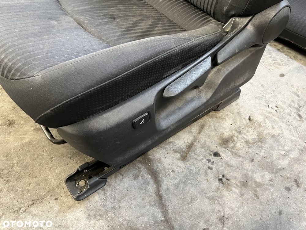 Fotele komplet wnętrze Toyota Prius IV - 5