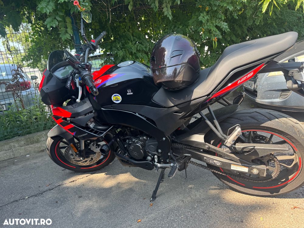 Aprilia Tuono - 4