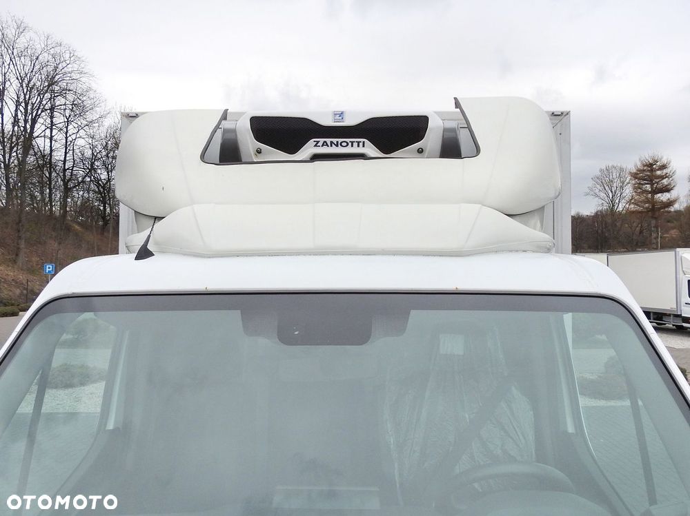 Renault MASTER  CHŁODNIA KONTENER 0*C LEDY KLIMATYZACJA  145KM - 17