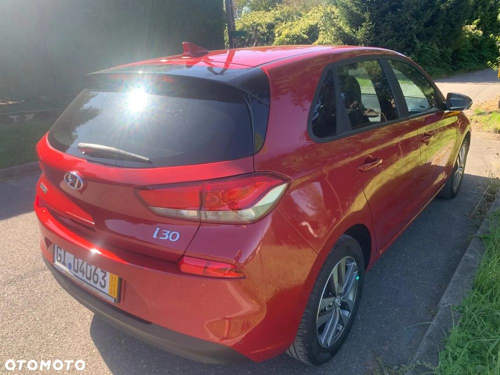 Hyundai i30 1.4 Passion - 4