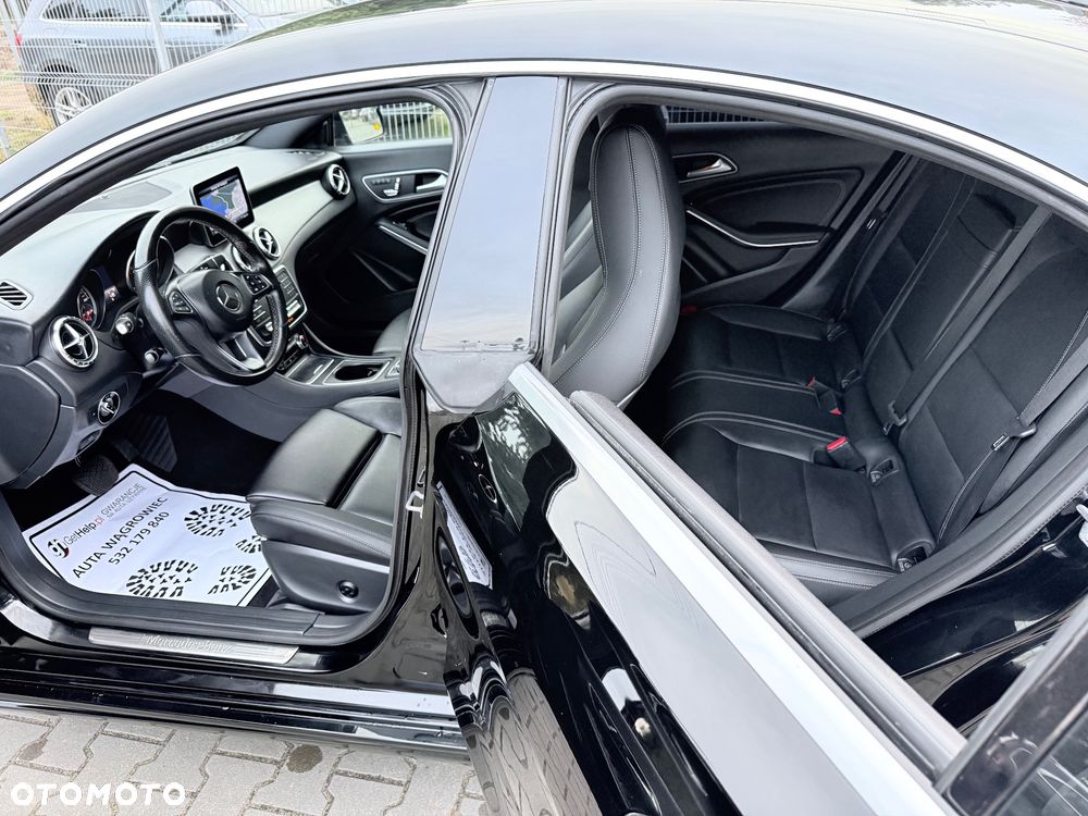 Mercedes-Benz CLA - 14