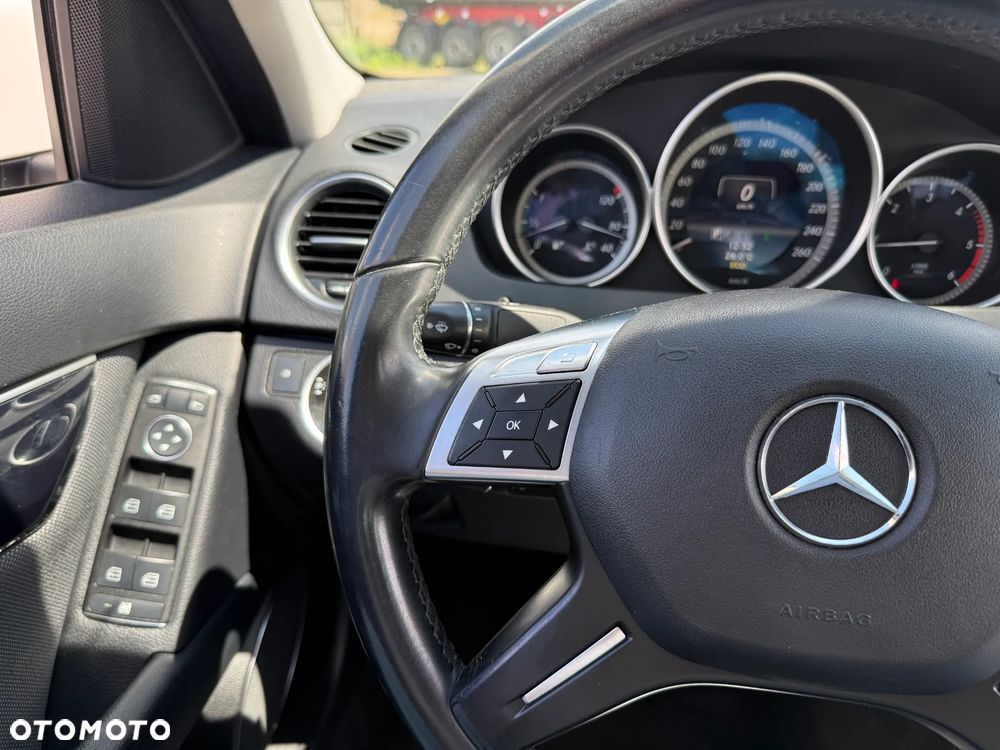 Mercedes-Benz Klasa C - 14