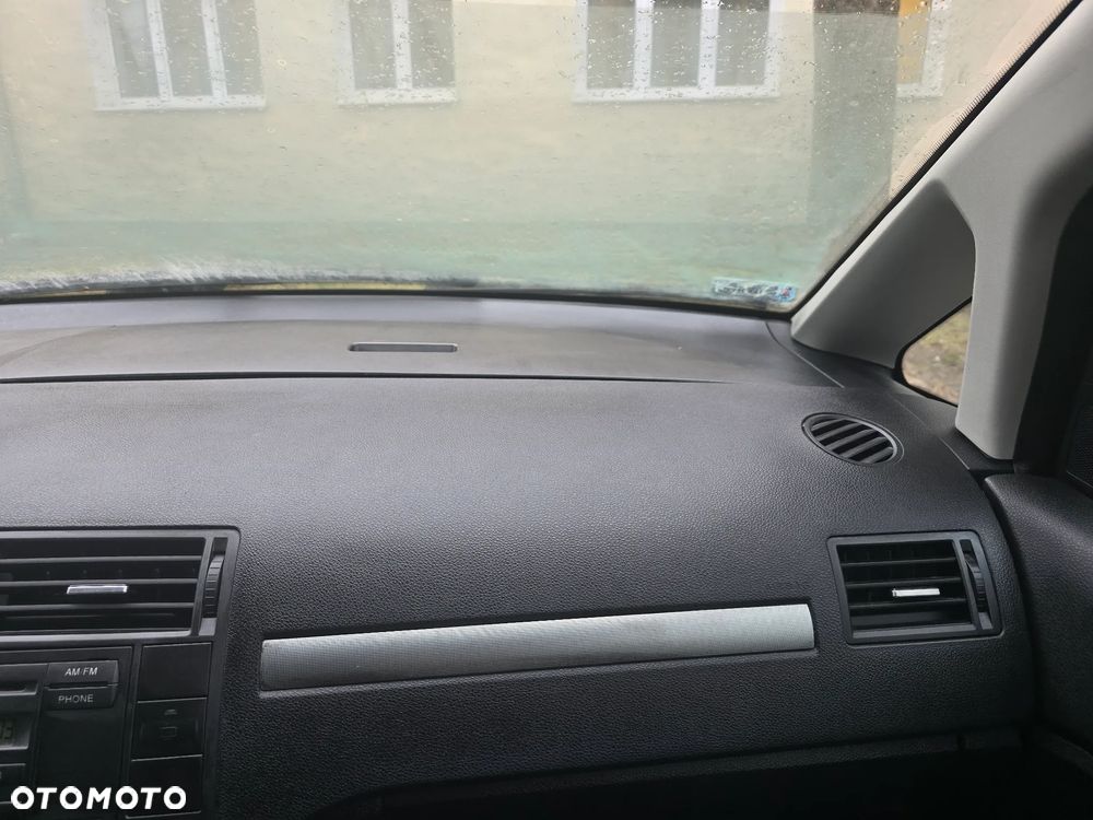 Ford Focus C-Max 1.8 Ambiente - 17