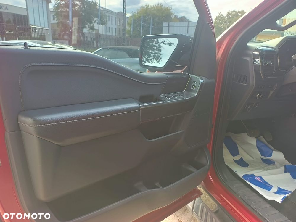 Ford F150 - 18