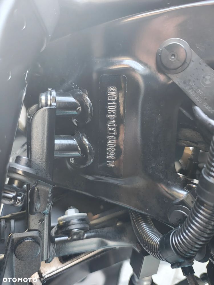 BMW F - 29