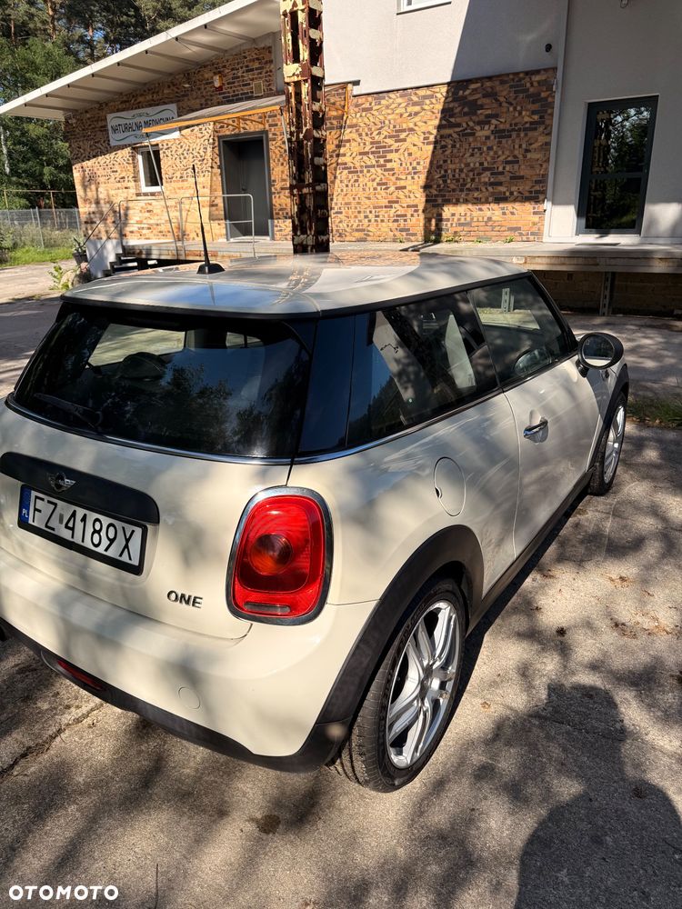 MINI ONE - 12