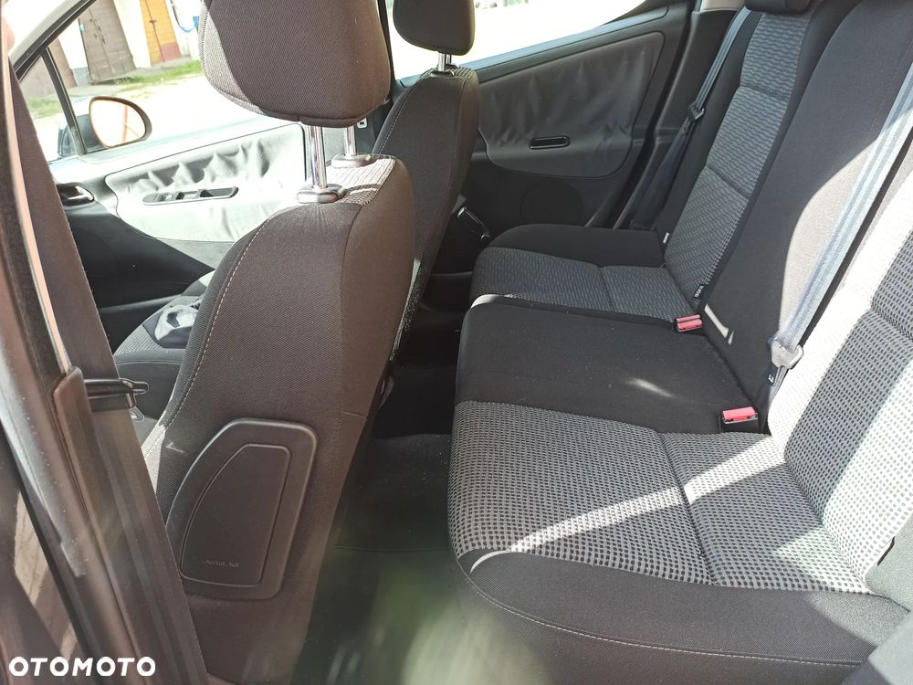 Peugeot 207 1.4 Trendy - 11
