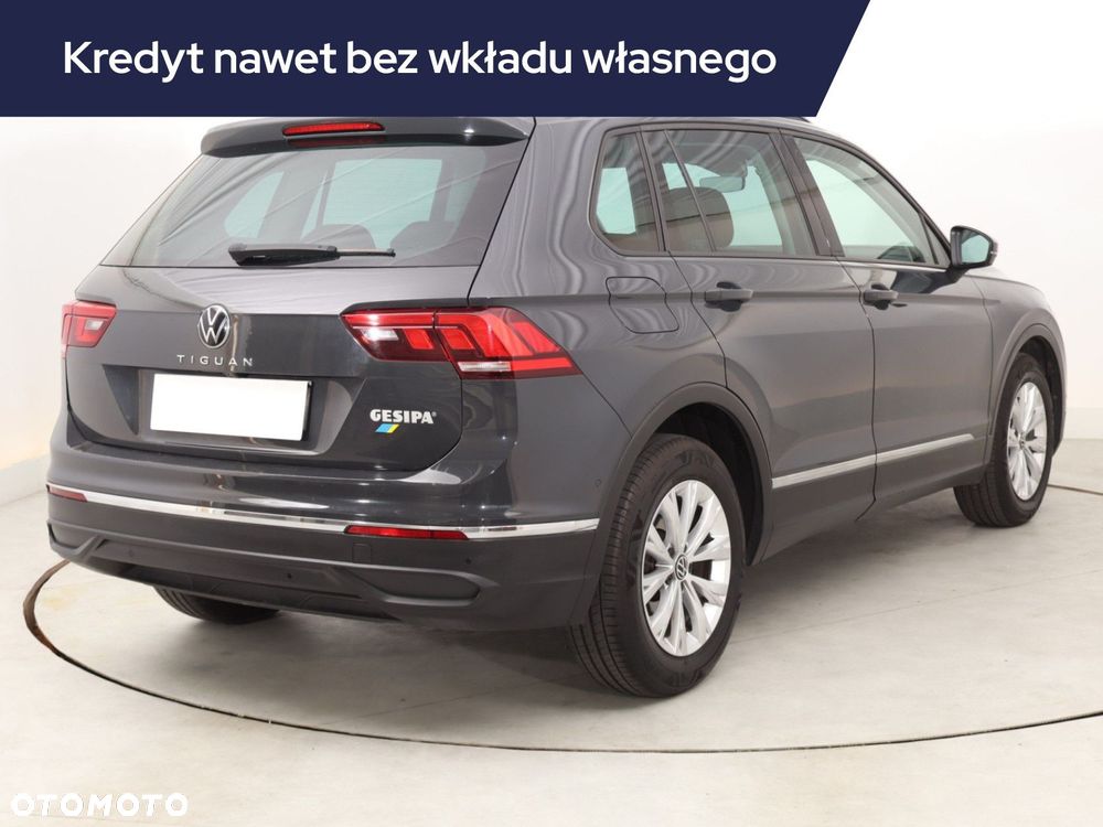 Volkswagen Tiguan - 7