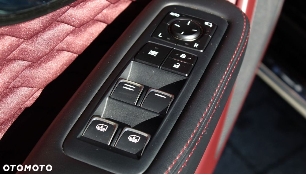 Lexus LS 500h Omotenashi AWD - 30