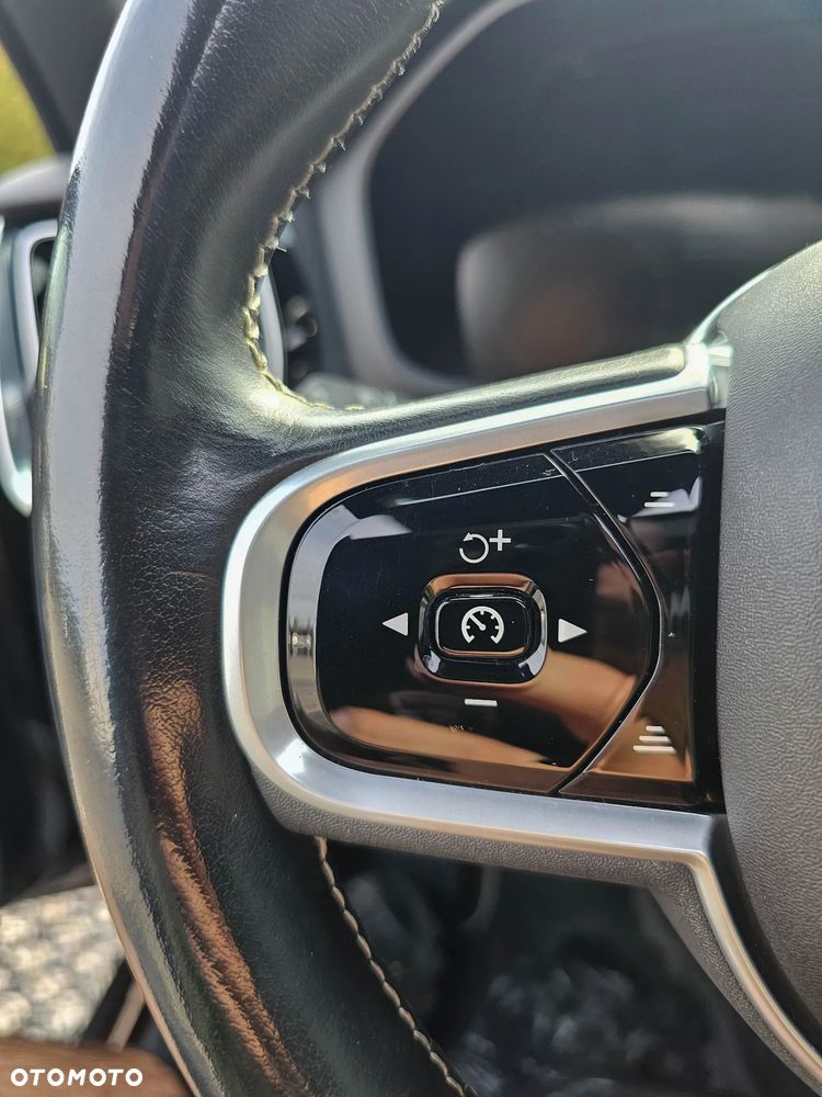 Volvo V60 T6 AWD Recharge Geartronic RDesign - 24