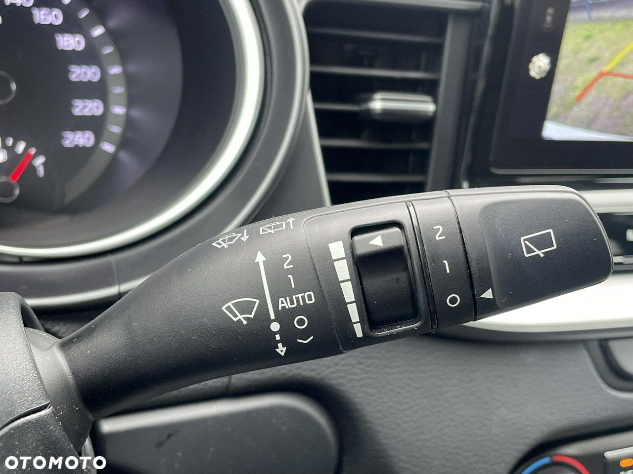 Kia Ceed - 27