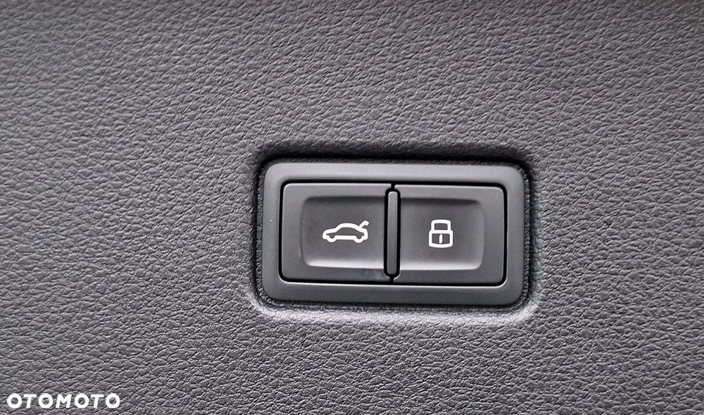 Audi Q5 Sportback - 24