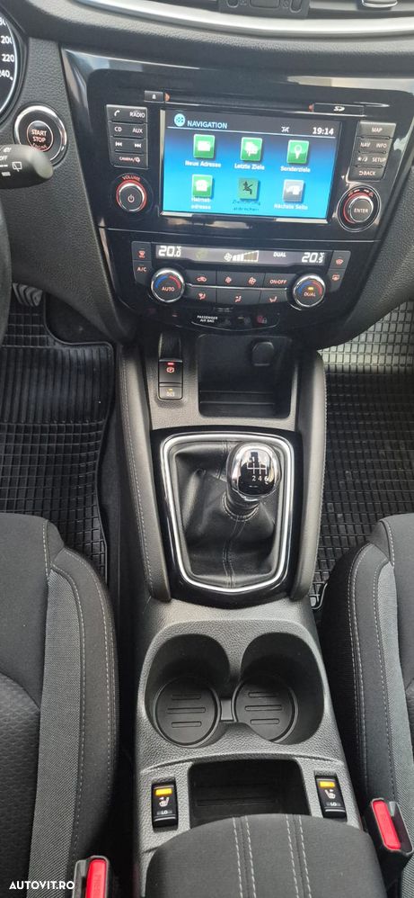 Nissan Qashqai - 12