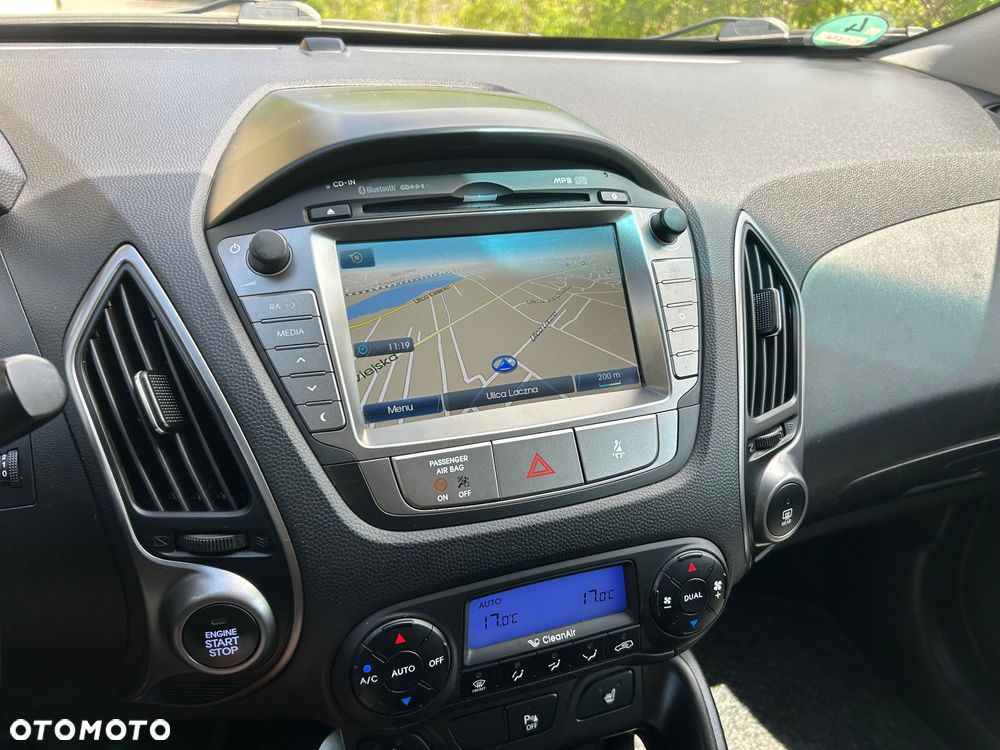 Hyundai ix35 1.6 2WD Fifa World Cup Edition - 14