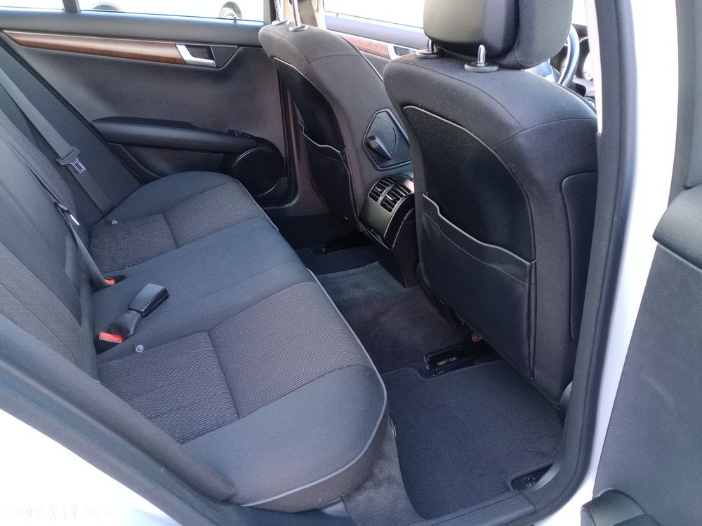 Mercedes-Benz Klasa C 200 Kompressor Automatik Elegance - 17