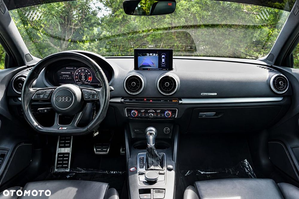 Audi S3 S tronic - 12
