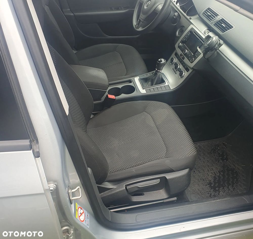 Volkswagen Passat 1.4 TSI Comfortline - 10