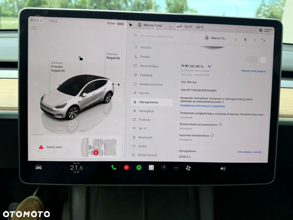 Tesla Model Y - 21
