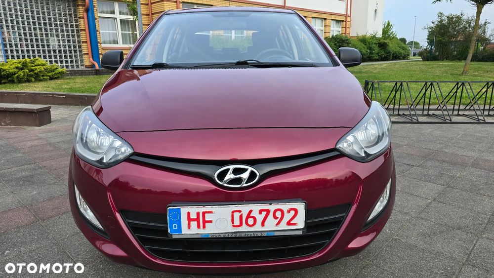 Hyundai i20 - 19