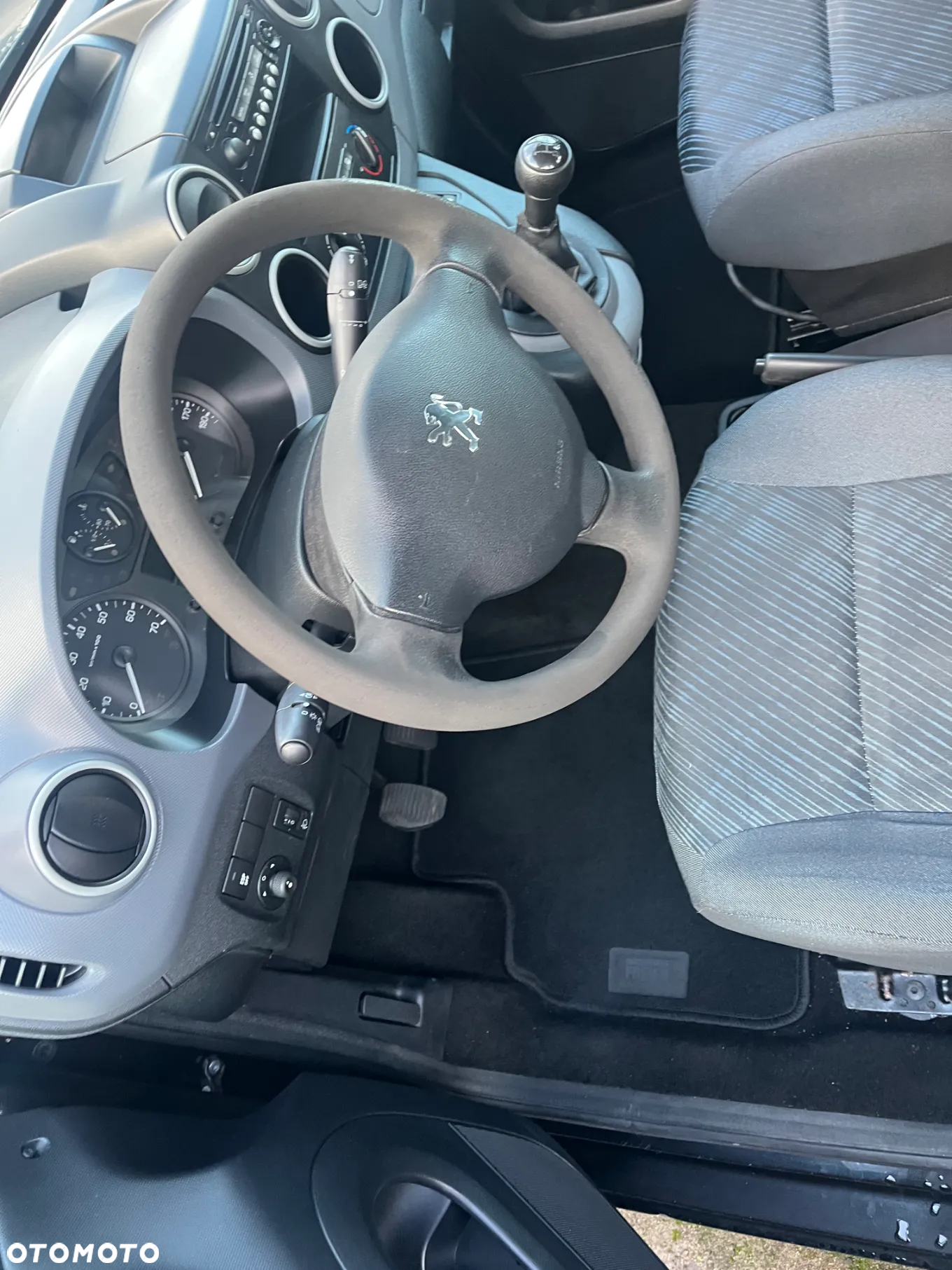 Peugeot Partner Tepee 90 Family - 13