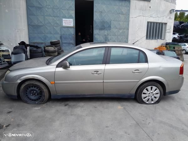 Para Peças Opel Vectra C (Z02) - 2
