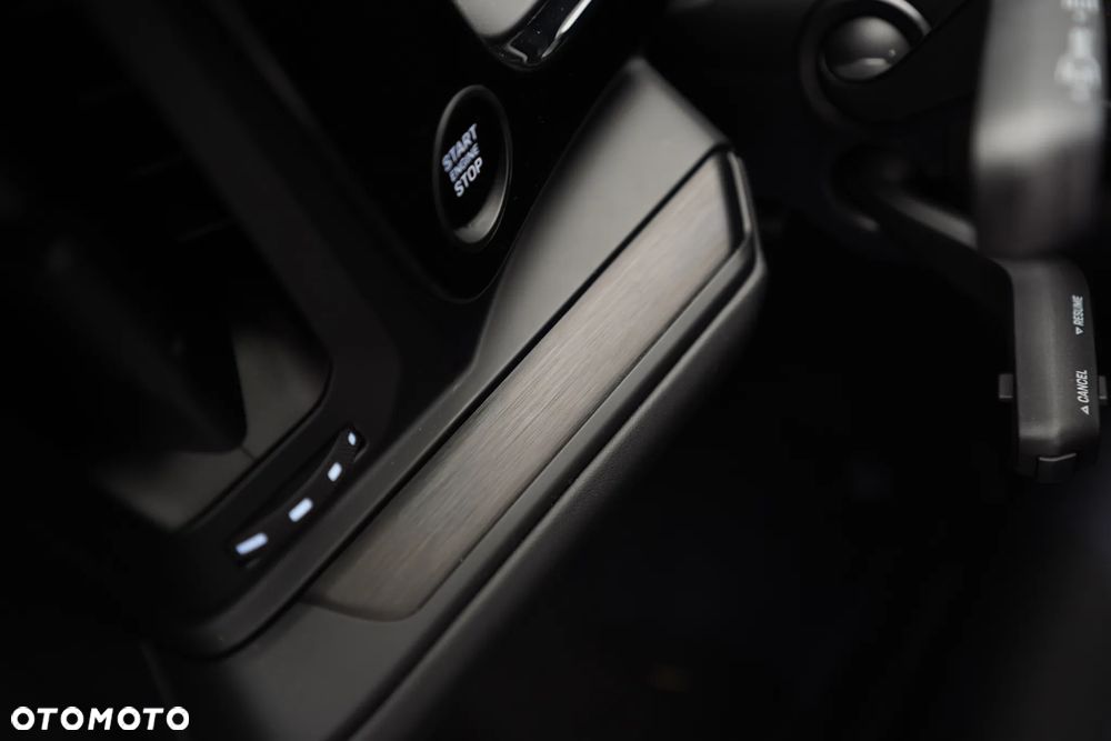 Porsche Cayenne Coupe - 13