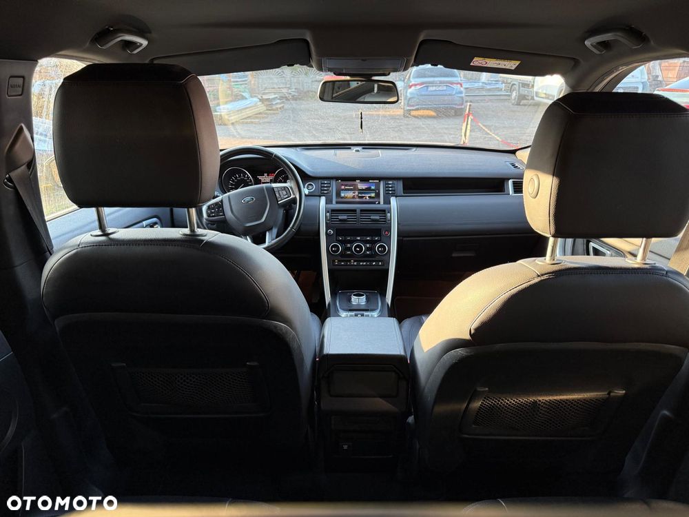 Land Rover Discovery Sport - 10