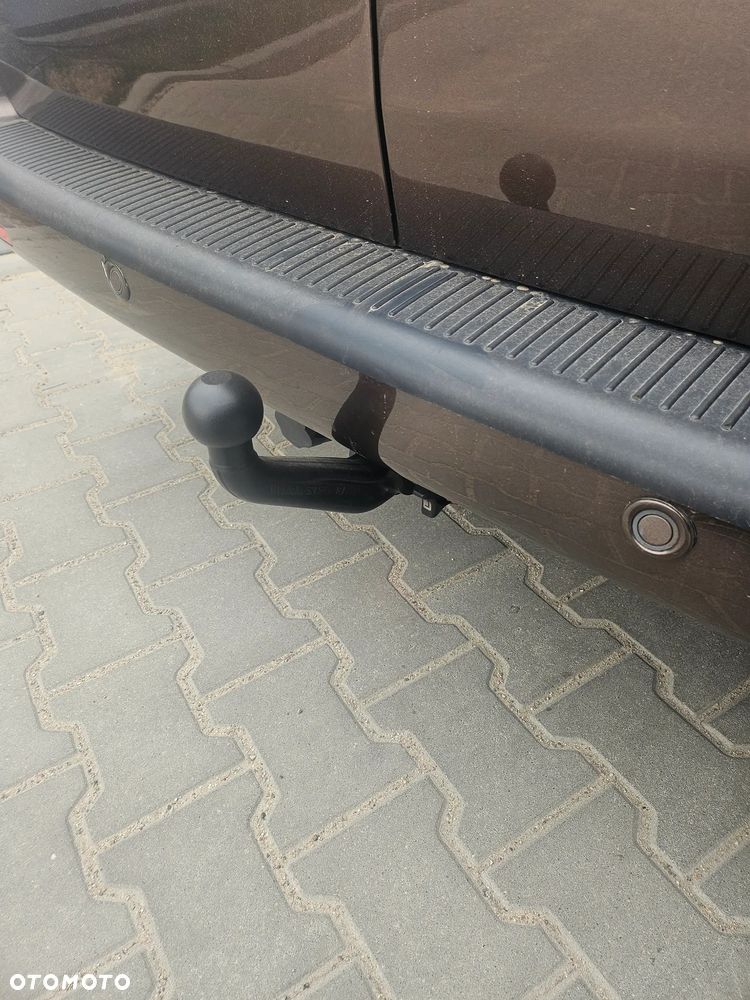 Volkswagen Caravelle - 7