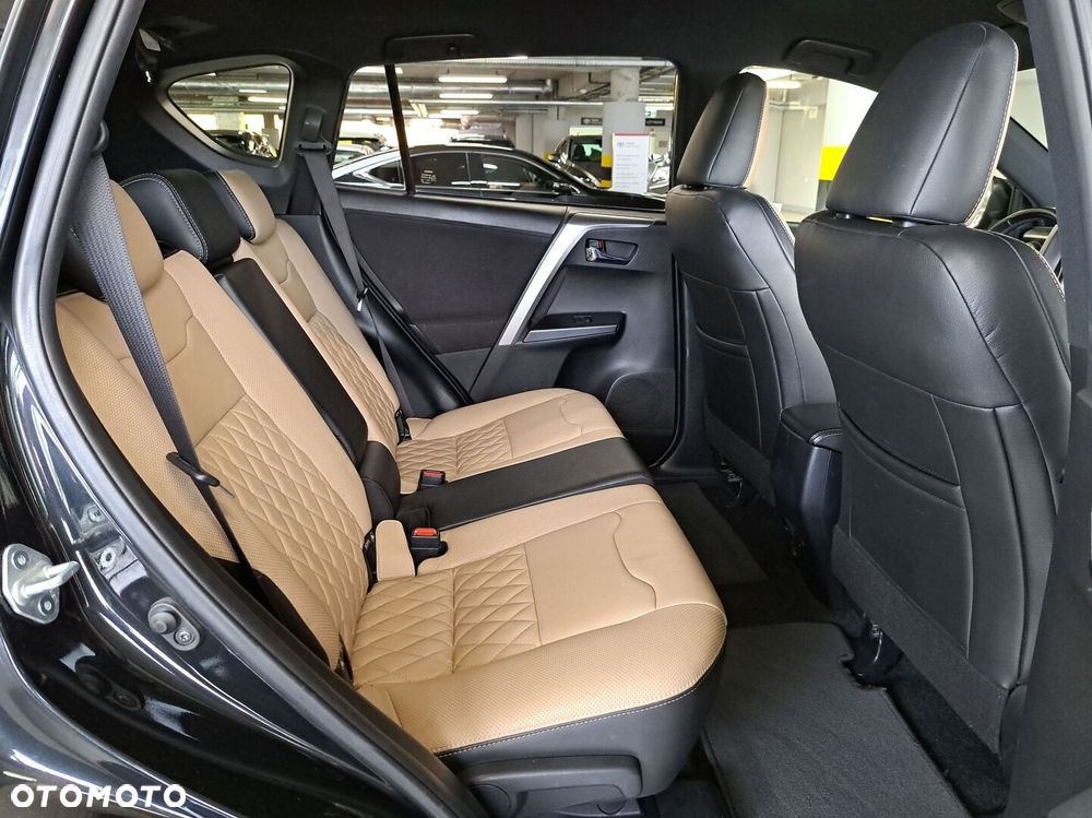Toyota RAV4 2.0 Prestige 4x4 - 15