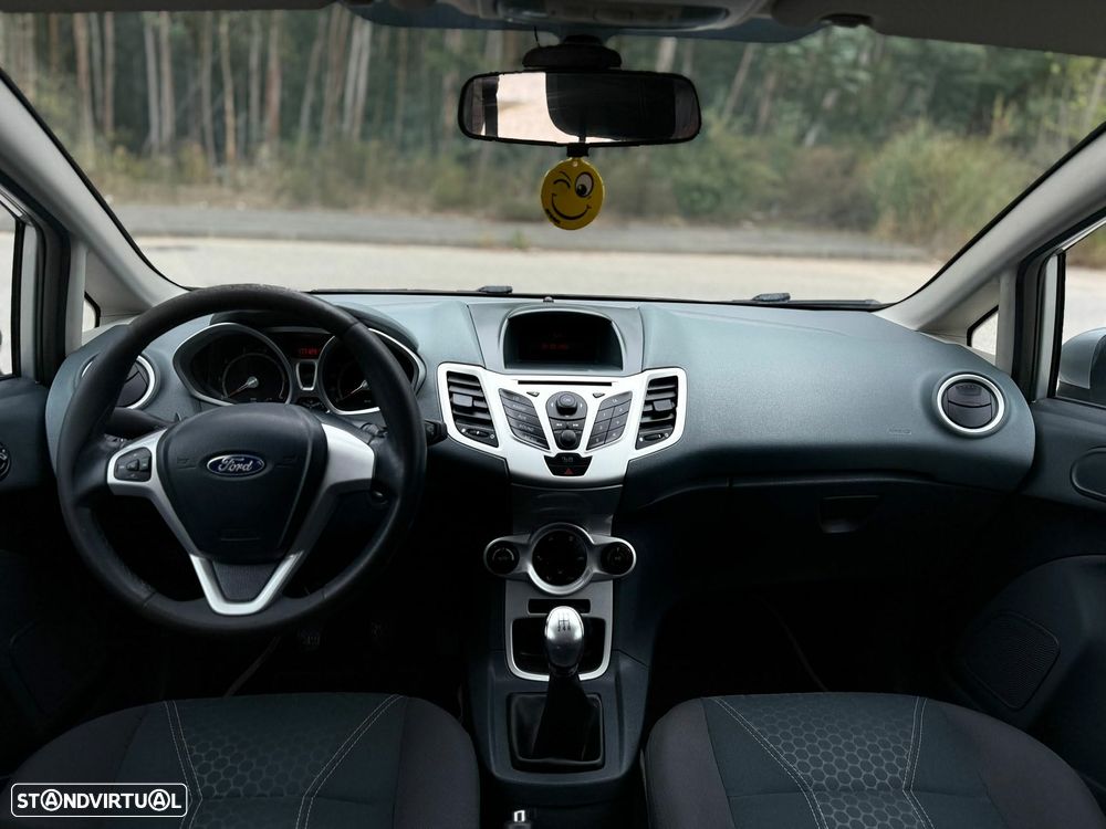 Ford Fiesta 1.25 Titanium - 9