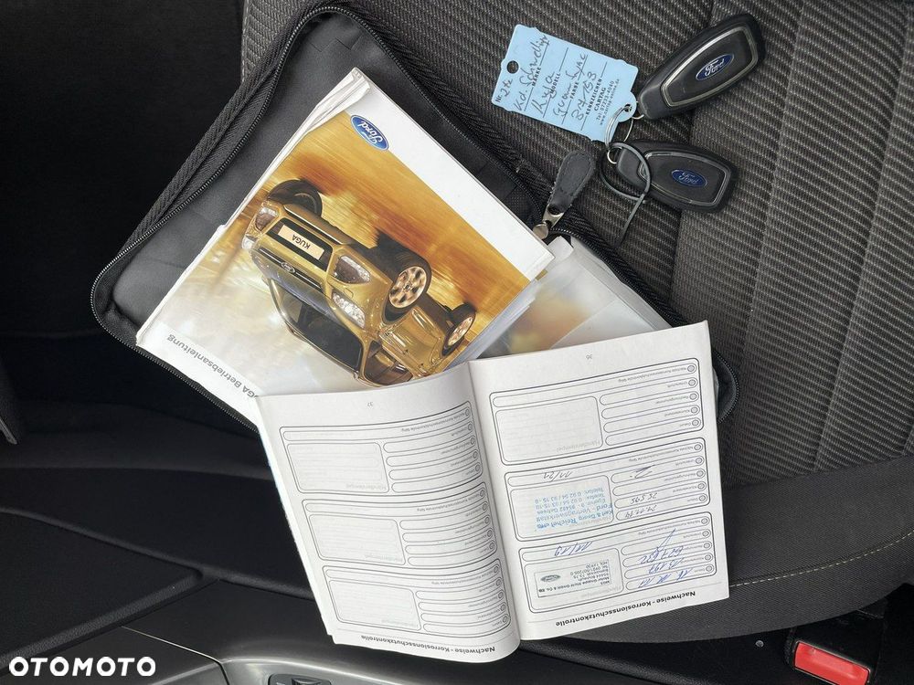 Ford Kuga 1.5 EcoBoost 2x4 ST-Line - 9