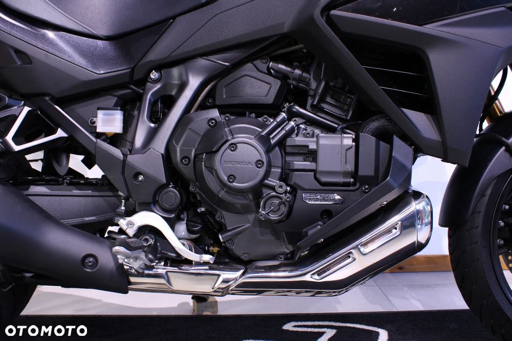 Honda NT - 25