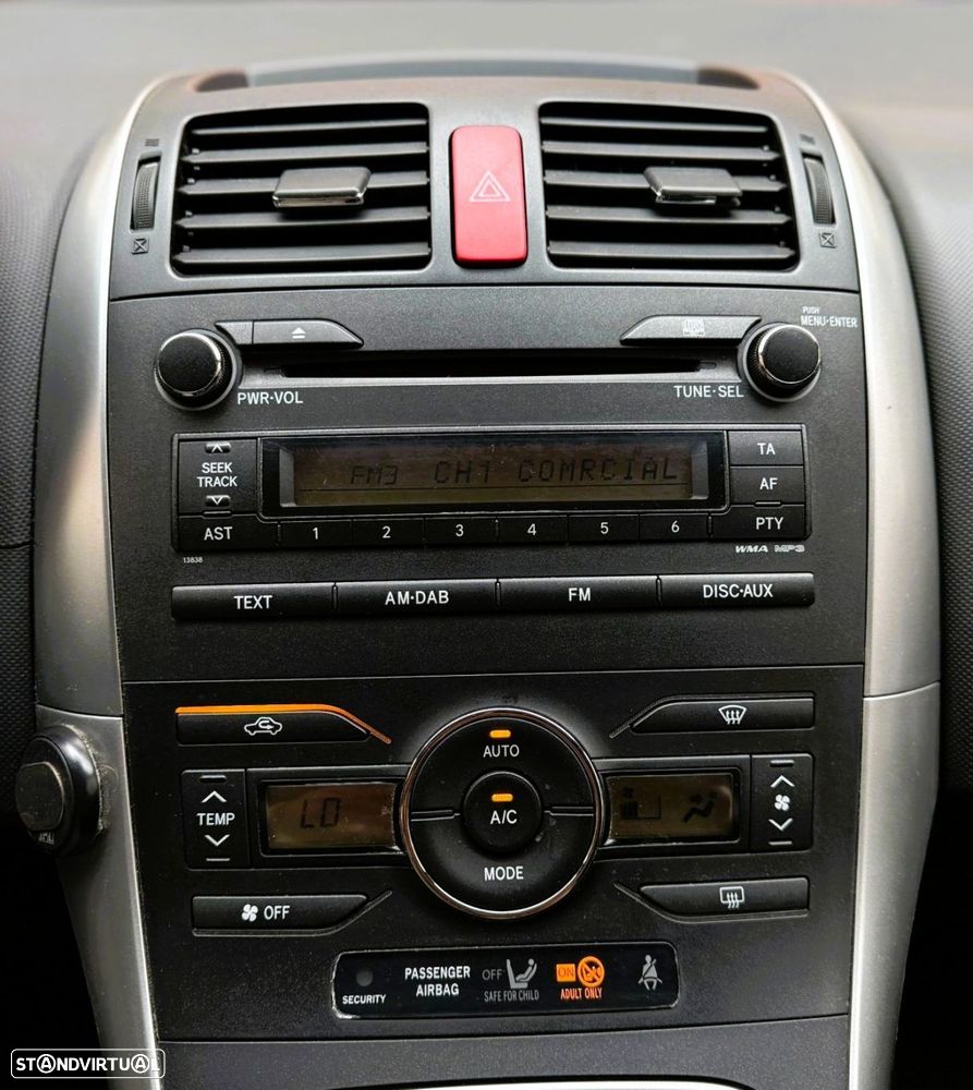 Toyota Auris 1.4 D-4D Sol - 13