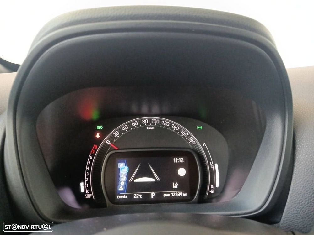 Toyota Aygo X 1.0 Envy CVT - 13