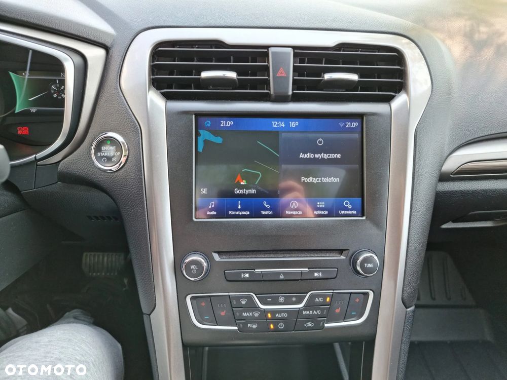 Ford Fusion - 8