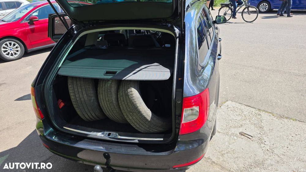 Skoda Superb 1.6 TDI Ambition - 16