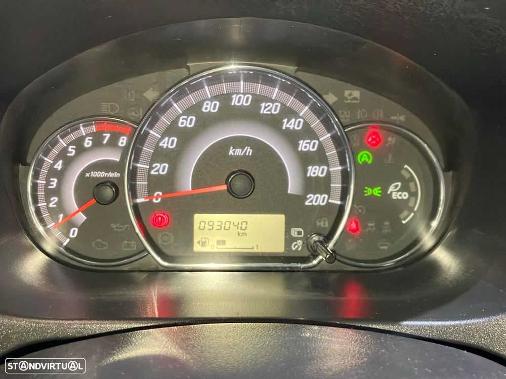 Mitsubishi Space Star 1.2 Intense - 12
