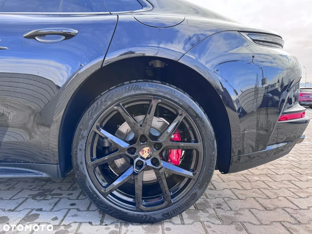 Porsche Panamera 4S E-Hybrid PHEV - 11