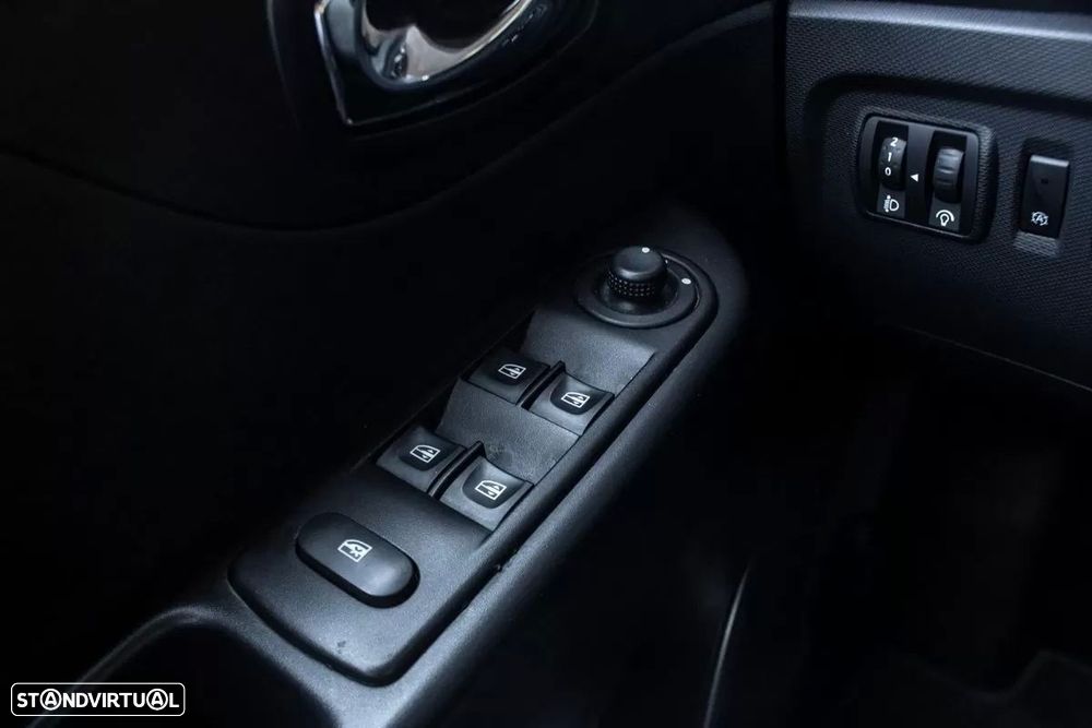 Renault Captur 0.9 TCE Exclusive - 16