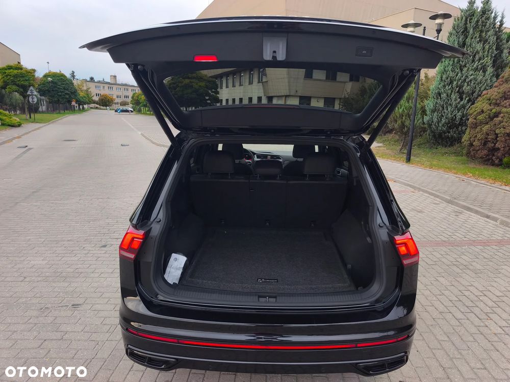 Volkswagen Tiguan Allspace - 24