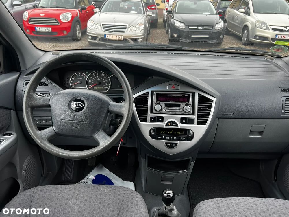 Kia Carens 2.0 EX - 6